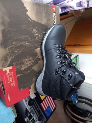 Botas de montaña