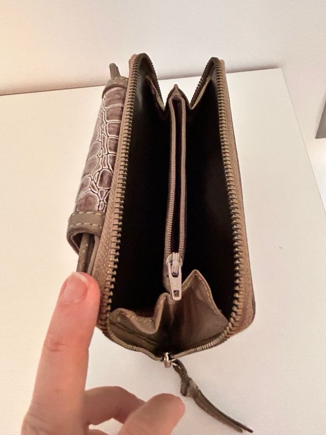 Monedero billetera Guy Laroche