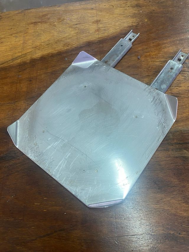 Bandeja extraible para bombona de butano