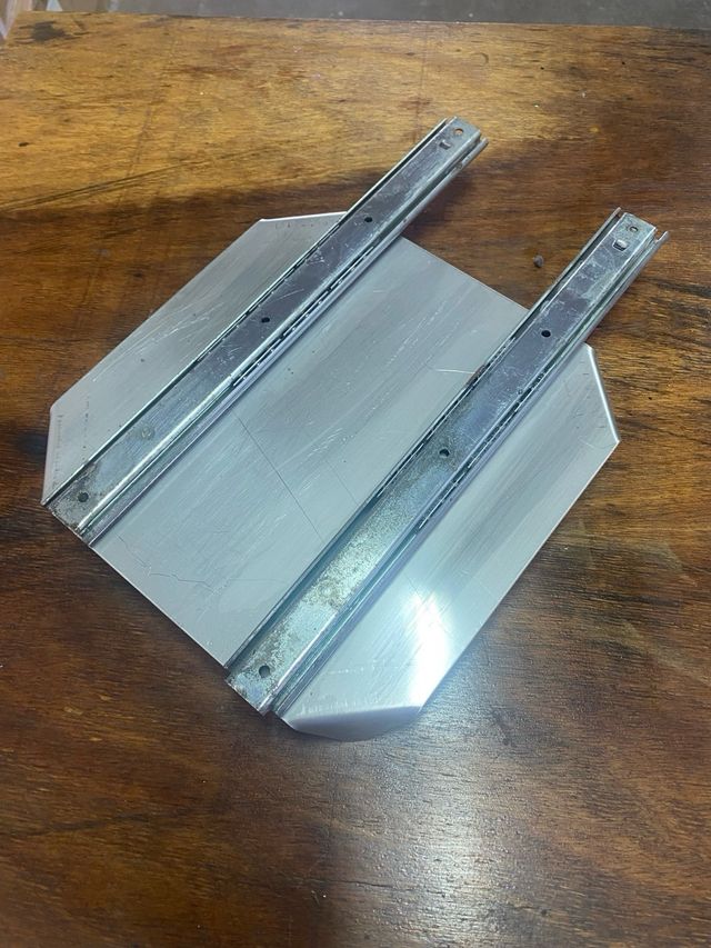 Bandeja extraible para bombona de butano