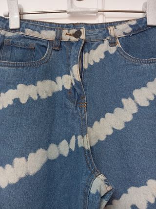 Pantalón vaquero pata ancha