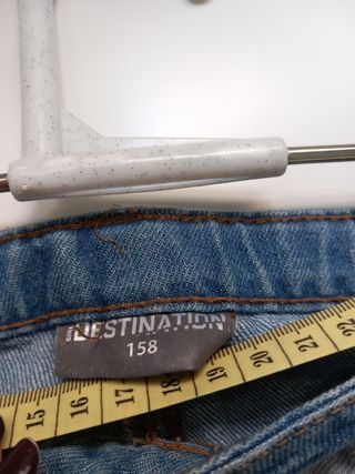 Pantalón vaquero pata ancha