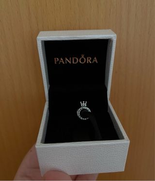 Charm corona Pandora O