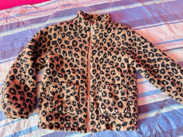 Chaquetas de niña talla 5-6 años cada una 4€