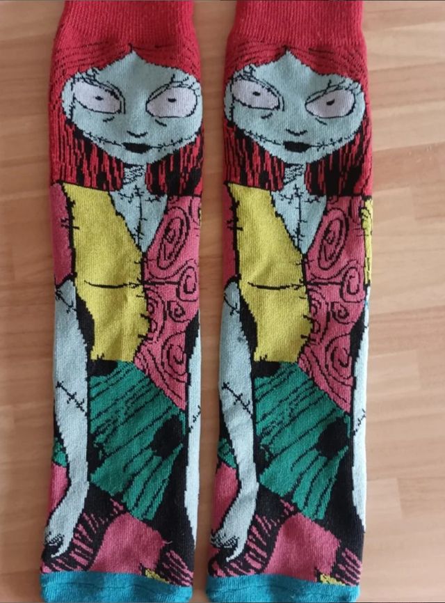 Calcetin esqueleto y novia cadáver