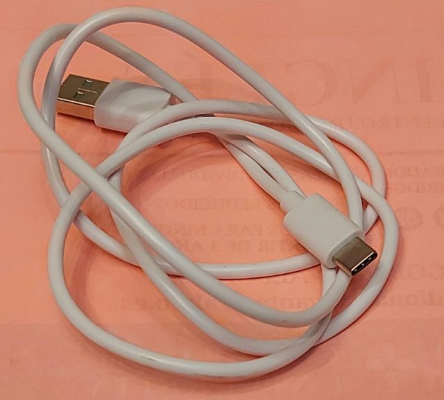 Cargador Realme usb-C con cable