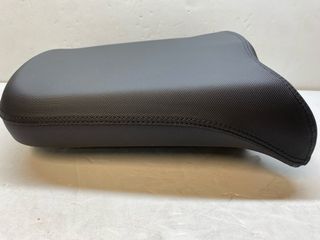 TRIUMPH ASIENTO CONFOR PASAJERO + ASIENTO PILOTO
