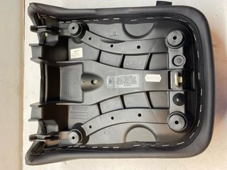 TRIUMPH ASIENTO CONFOR PASAJERO + ASIENTO PILOTO
