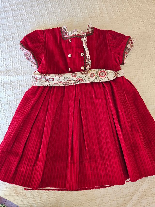 Vestio de niña 3/4años y rebeca azul