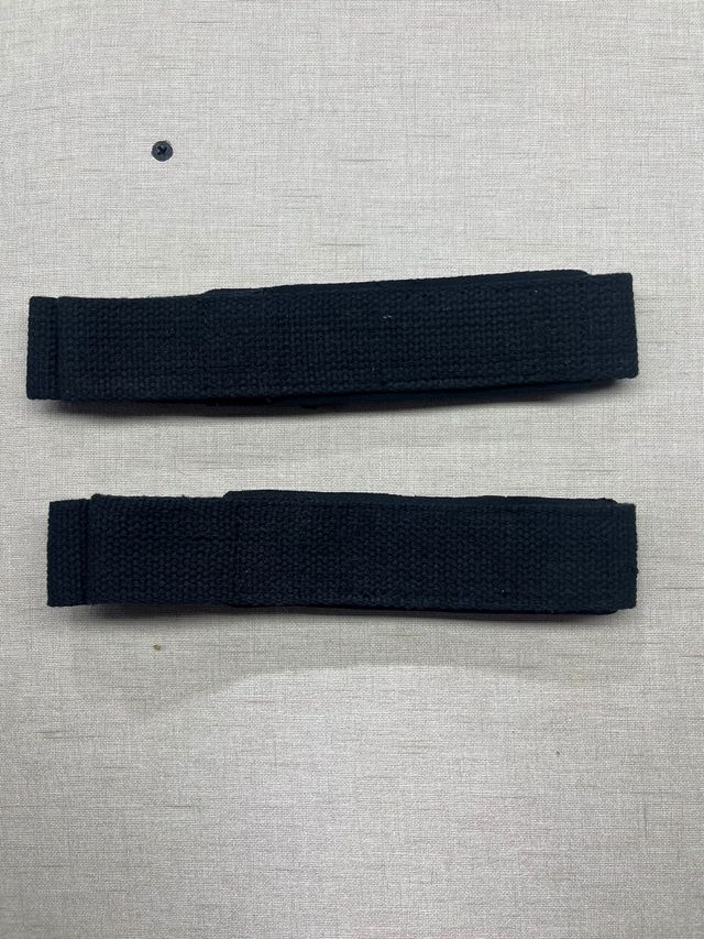 STRAPS NEGRO NUEVO SIN LOGO