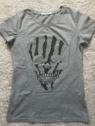 Camiseta calavera gris