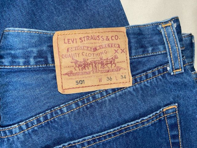 Pantalones levis hombre