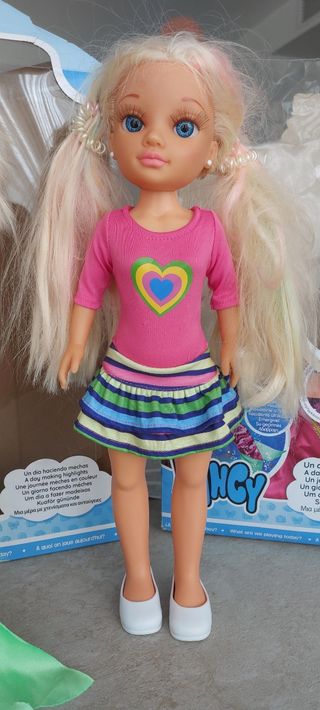 Muñecas Nancy