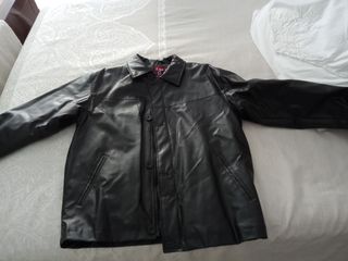 Chaquetón de imitación a piel 