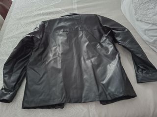 Chaquetón de imitación a piel 