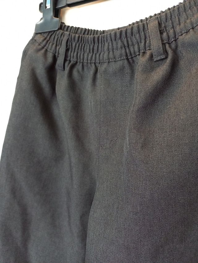Pantalon uniforme 5 a 6 años