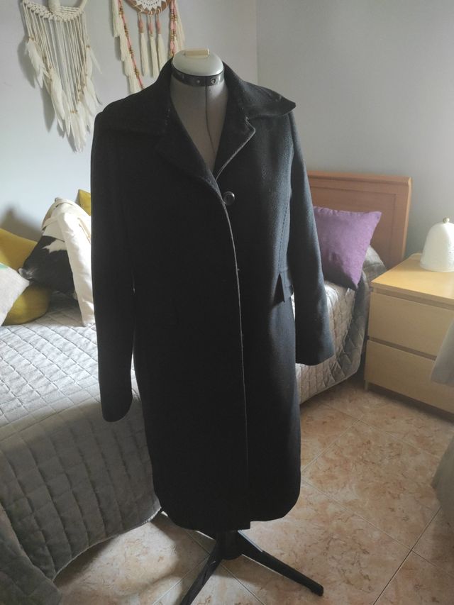 Abrigo Paño negro talla 42
