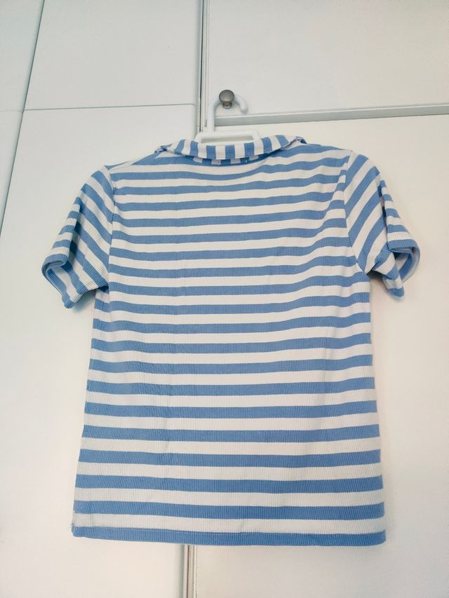 Camiseta de rayas Stradivarius