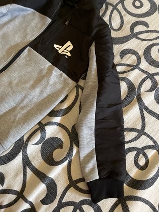 sudadera play station 11-12 años,152 cm