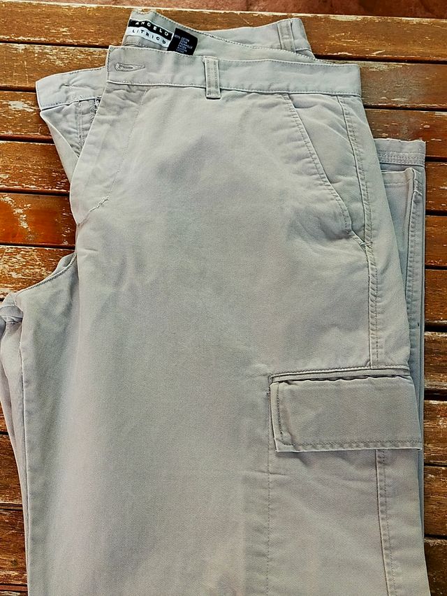 Pantalón tipo Chino