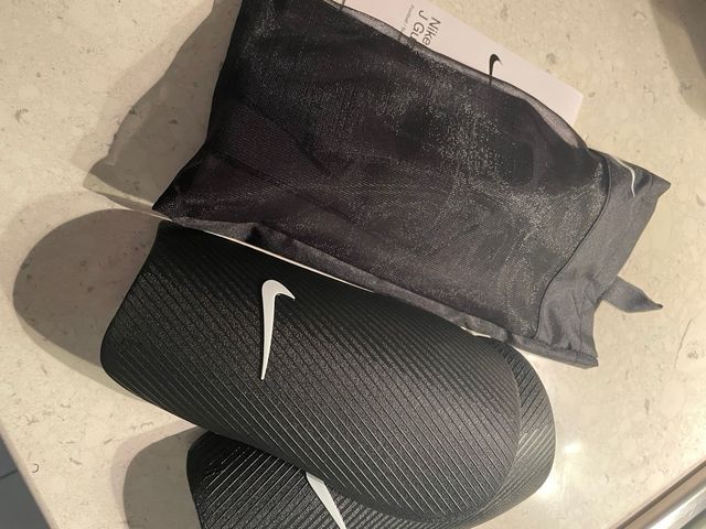 Espinilleras de futbol