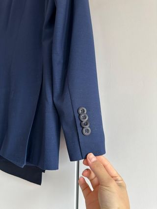 Traje azul marino Mango 44 y 50