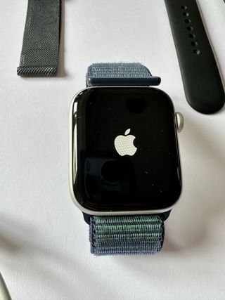 Apple Watch Series 5 44mm GPS+ Cellular