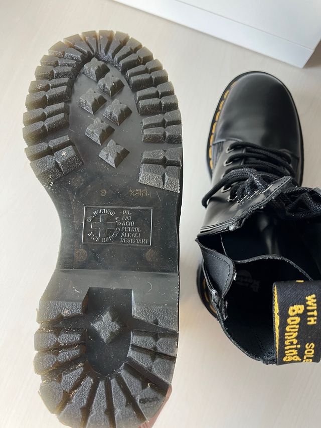 BOTAS Dr Martens: PLATAFORMA JADON DE PIEL SMOOTH