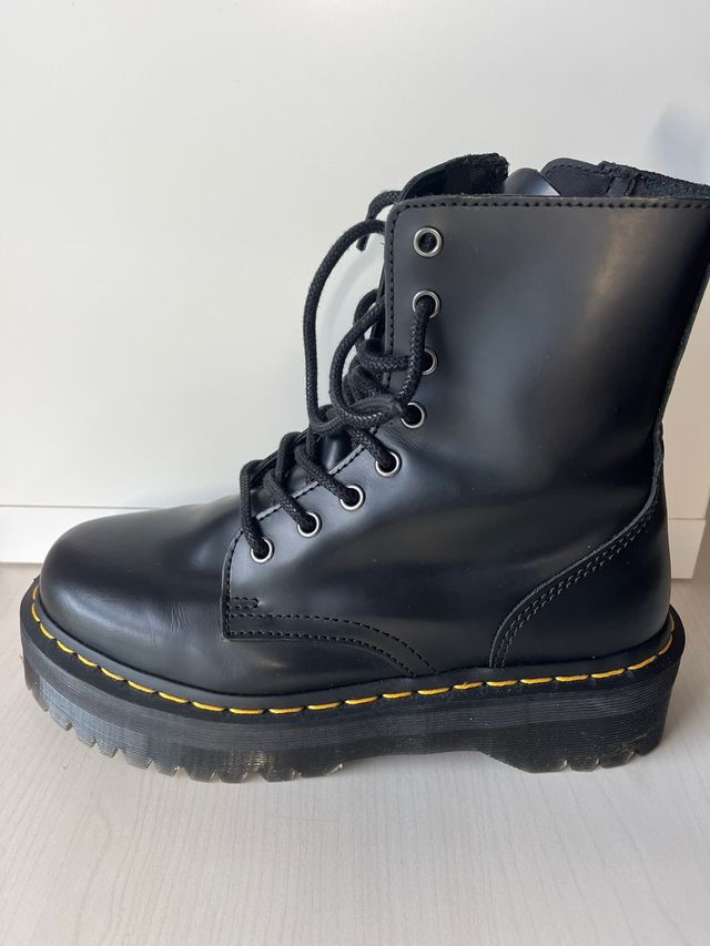 BOTAS Dr Martens: PLATAFORMA JADON DE PIEL SMOOTH