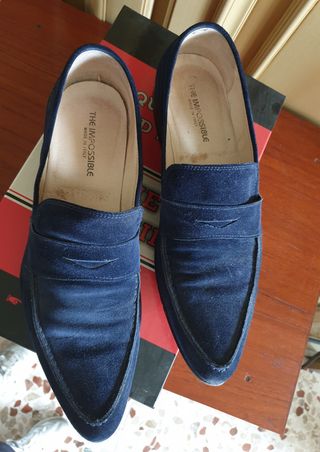 Scarpe Scamosciate blu a punta mis. 41 Marca THE I