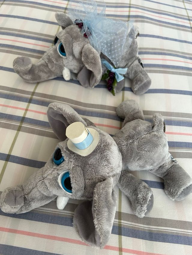 Elefantes novios de Gazoo