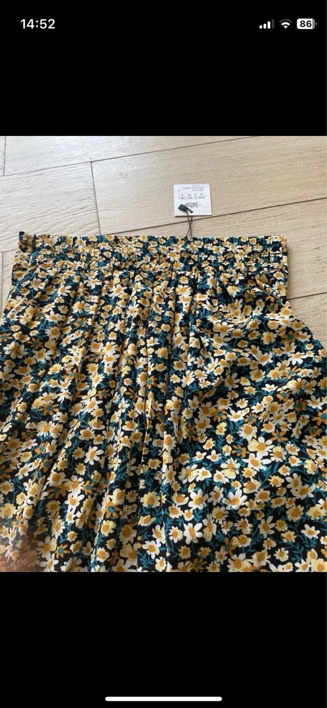 Falda larga nueva con etiqueta