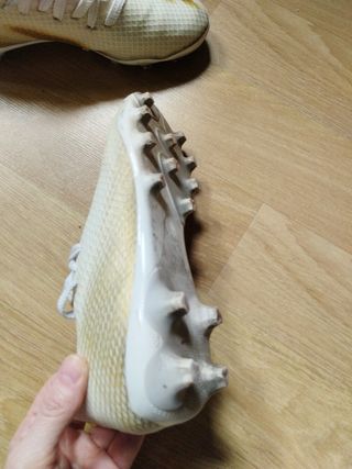 Botas futbol niño