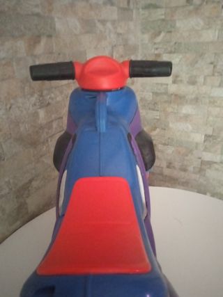 Moto juguete 