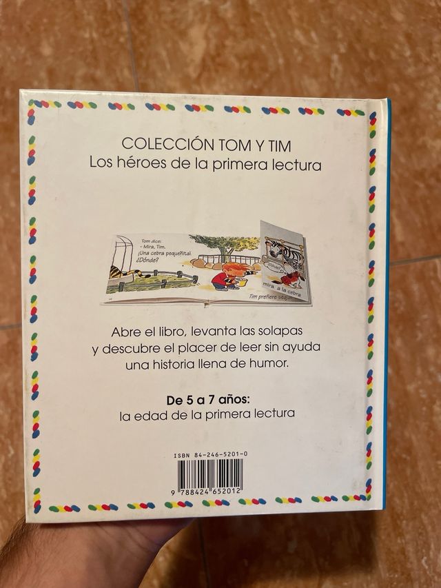 Libro “TOM Y TIM Los trucos de magia”