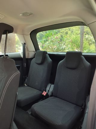 Citroen Grand C4 Picasso 2012