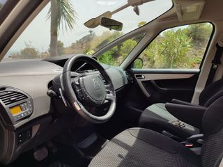 Citroen Grand C4 Picasso 2012