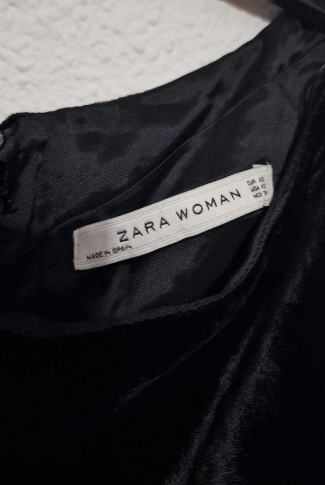 Vestido negro terciopelo Zara