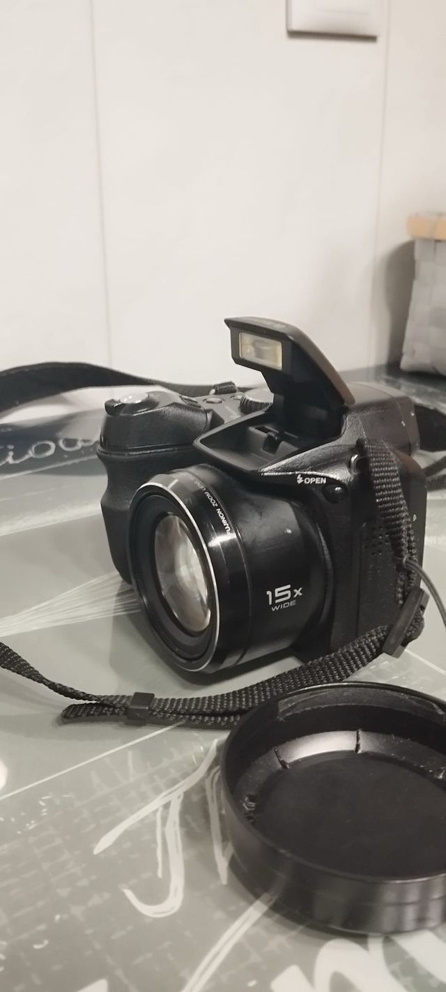 Camara finepix s2000hd