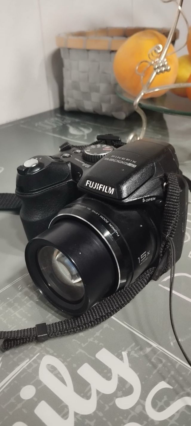 Camara finepix s2000hd