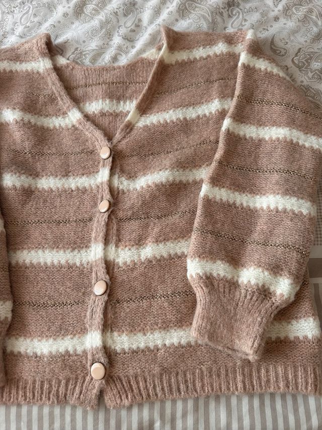 Cardigan nuevo. Sin usar.