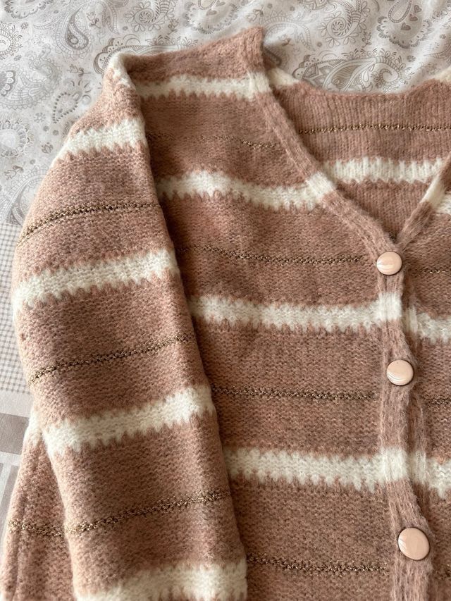 Cardigan nuevo. Sin usar.