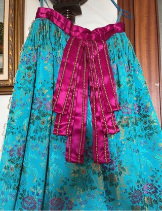 Traje fallera + 2 corpiños de niña + zapatos