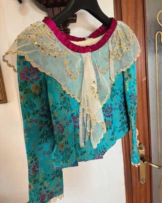 Traje fallera + 2 corpiños de niña + zapatos