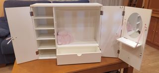 Armario de muñecas Our Generation Wooden Wardrobe