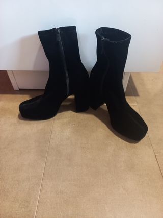 Botas con plataforma terciopelo