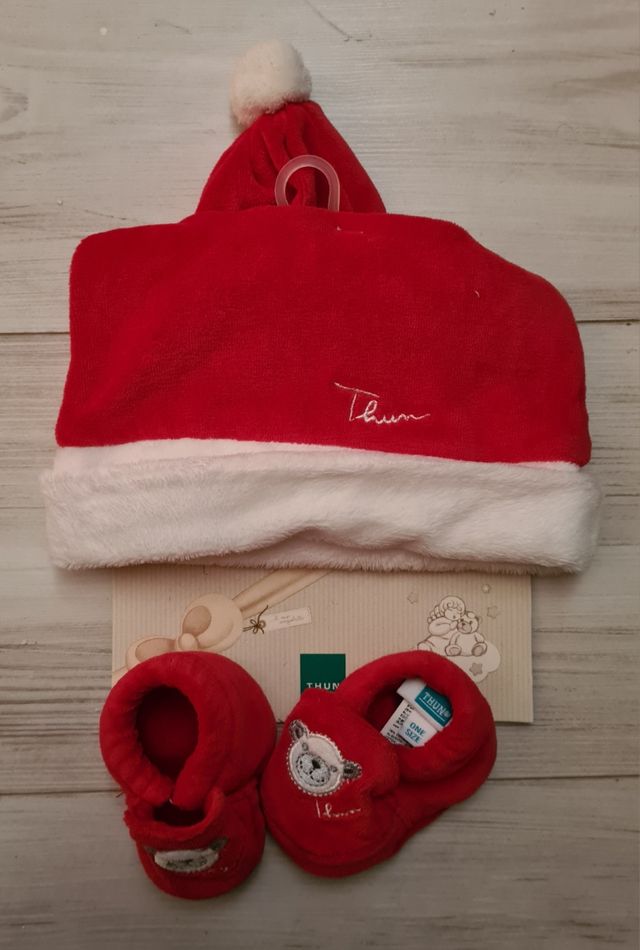 Cappellino e pantofoline neonato Thun