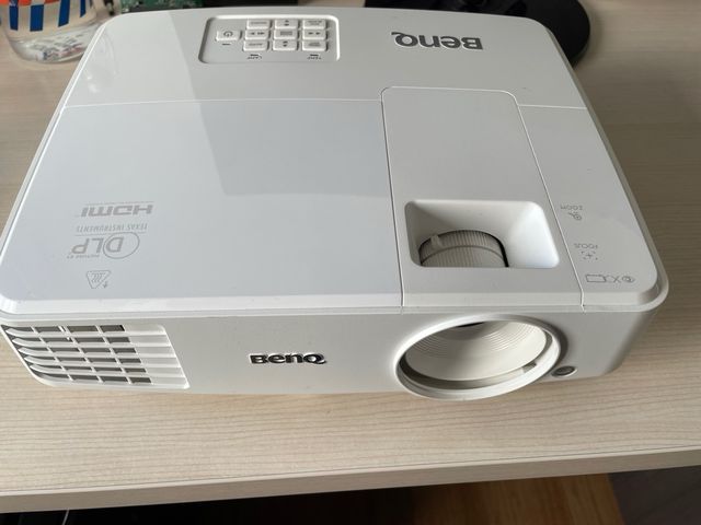 Proyector Benq MW526