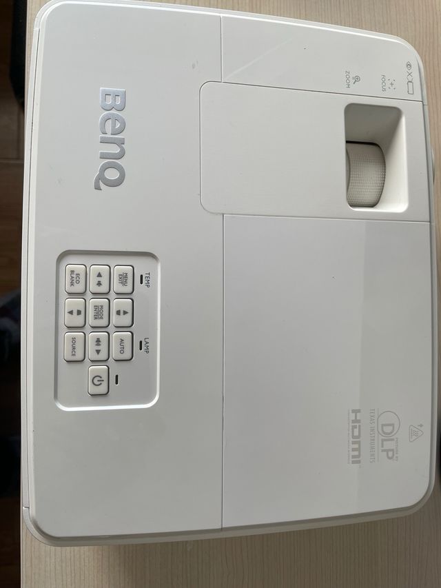 Proyector Benq MW526