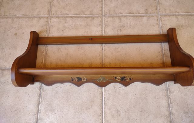 Estantería de madera